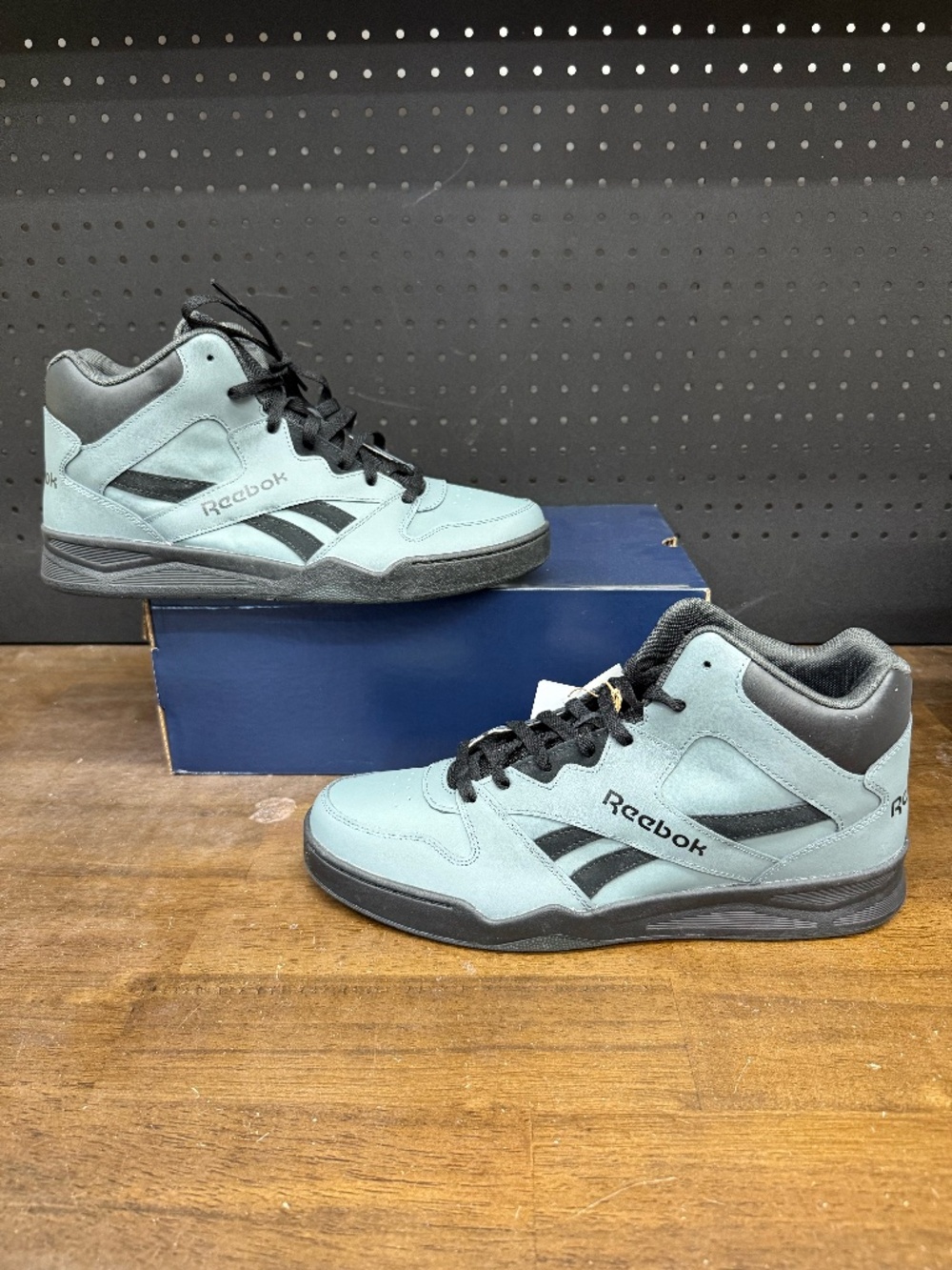 New W/O Box! Men's Reebok Royal BB4500 HI2 Blue Grey Basketball Sneakers Size 13